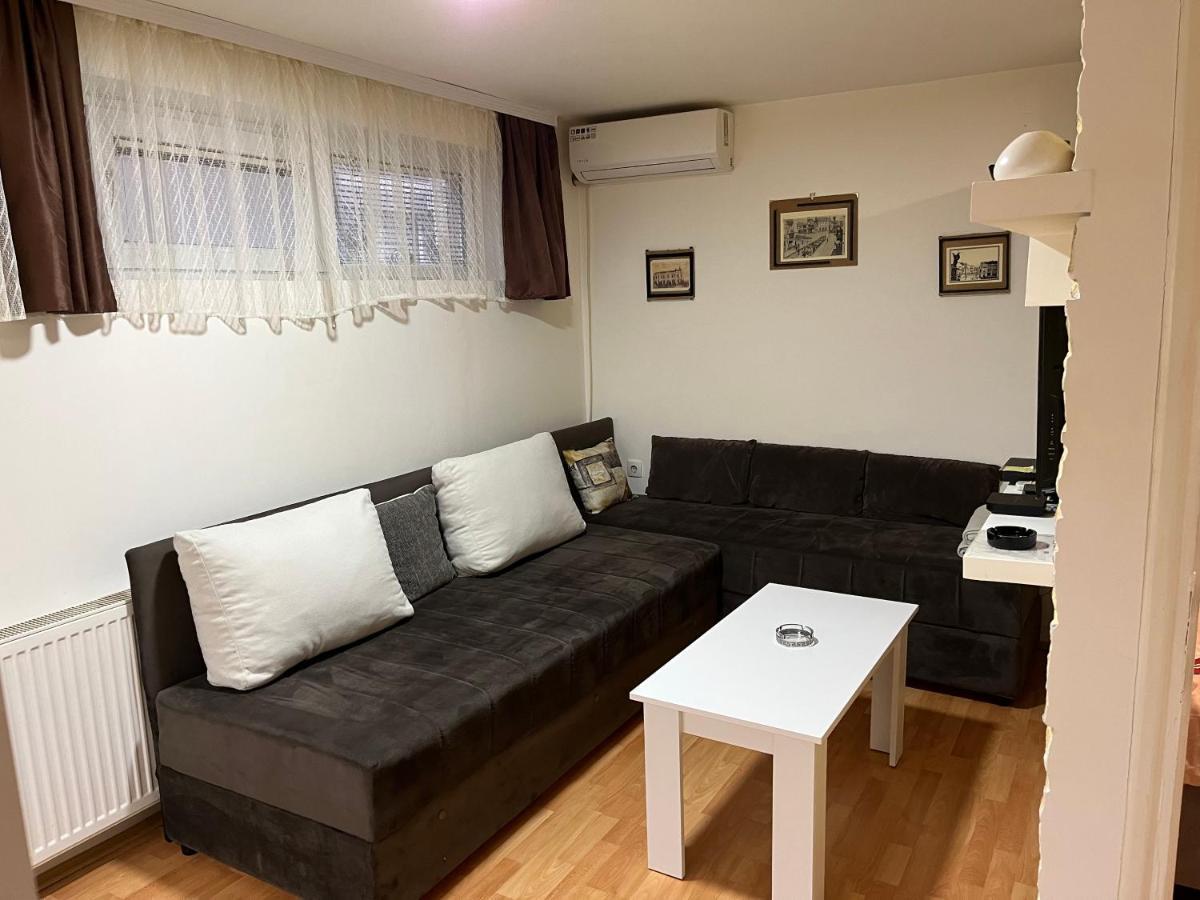 Carapan Apartment Kruševac Exterior foto