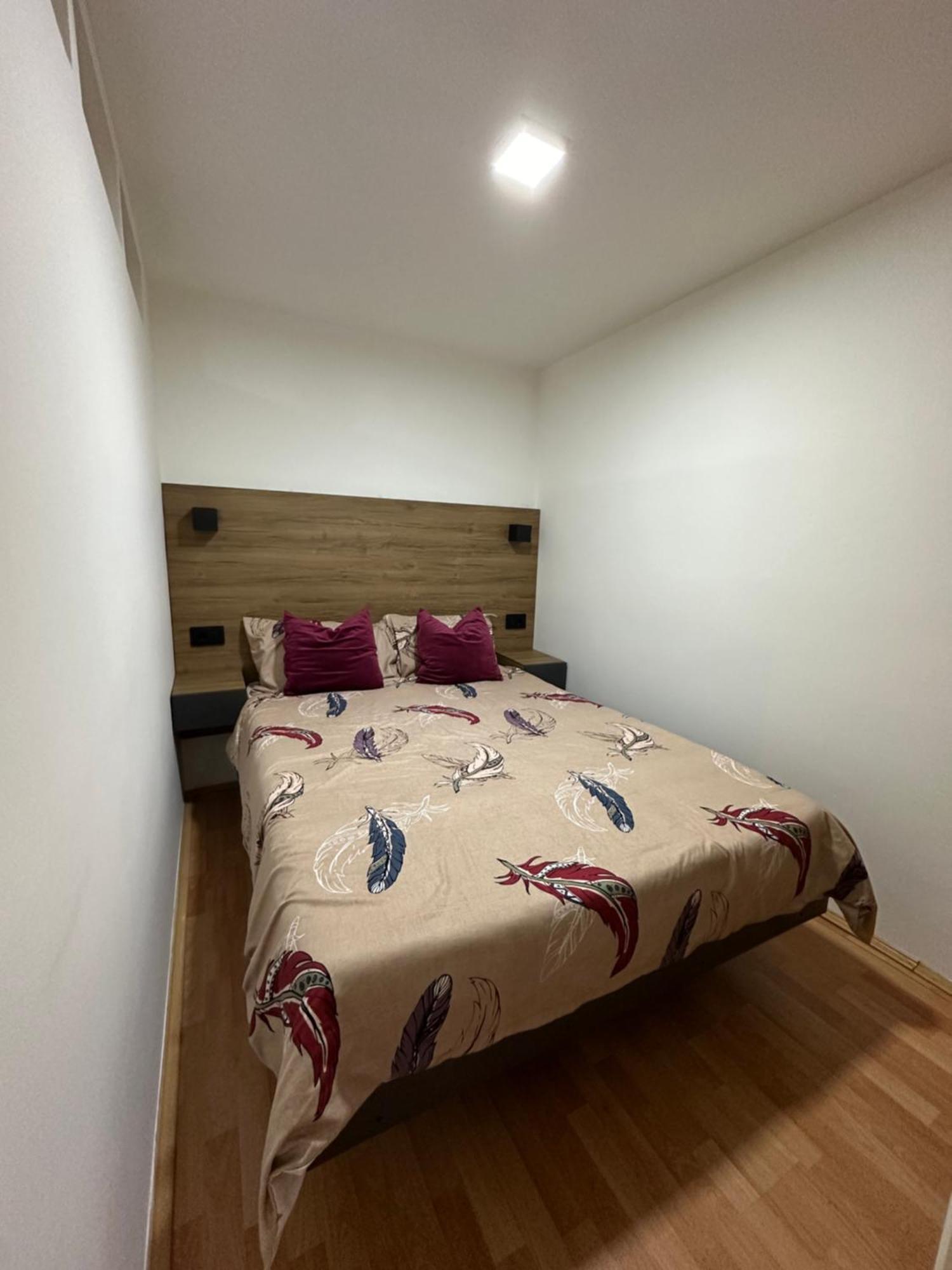 Carapan Apartment Kruševac Exterior foto